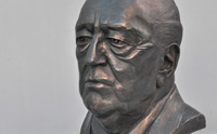 Porträt Ludwig Mies van der Rohe